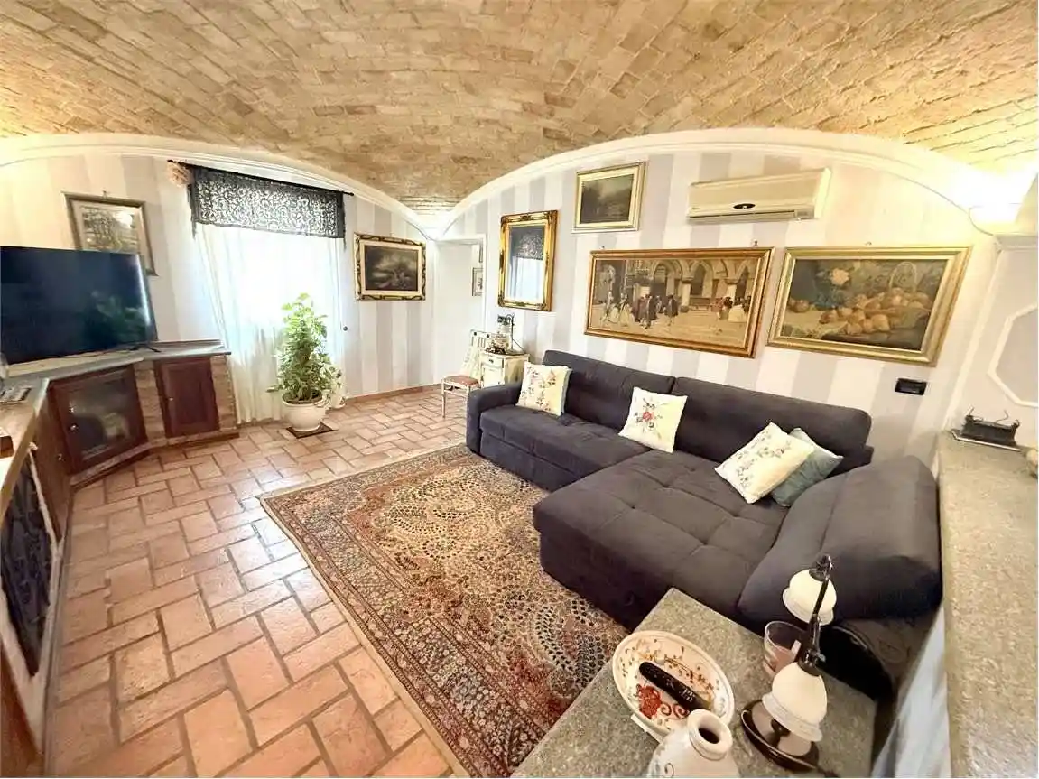 Casa indipendente in vendita a Pozzolo Formigaro