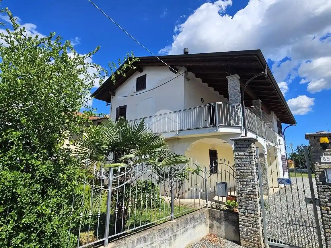Villa in vendita a Candelo