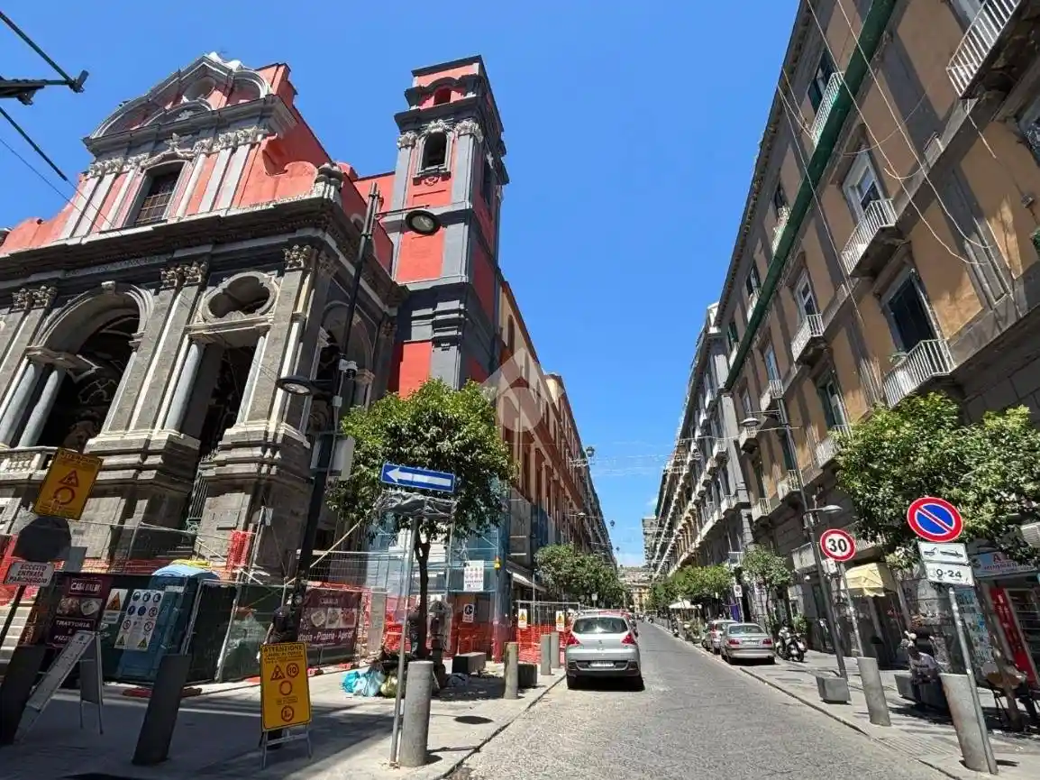 Appartamento in vendita a Napoli