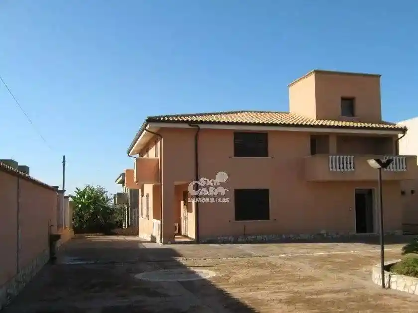 Palazzo - Edificio in vendita a Marsala