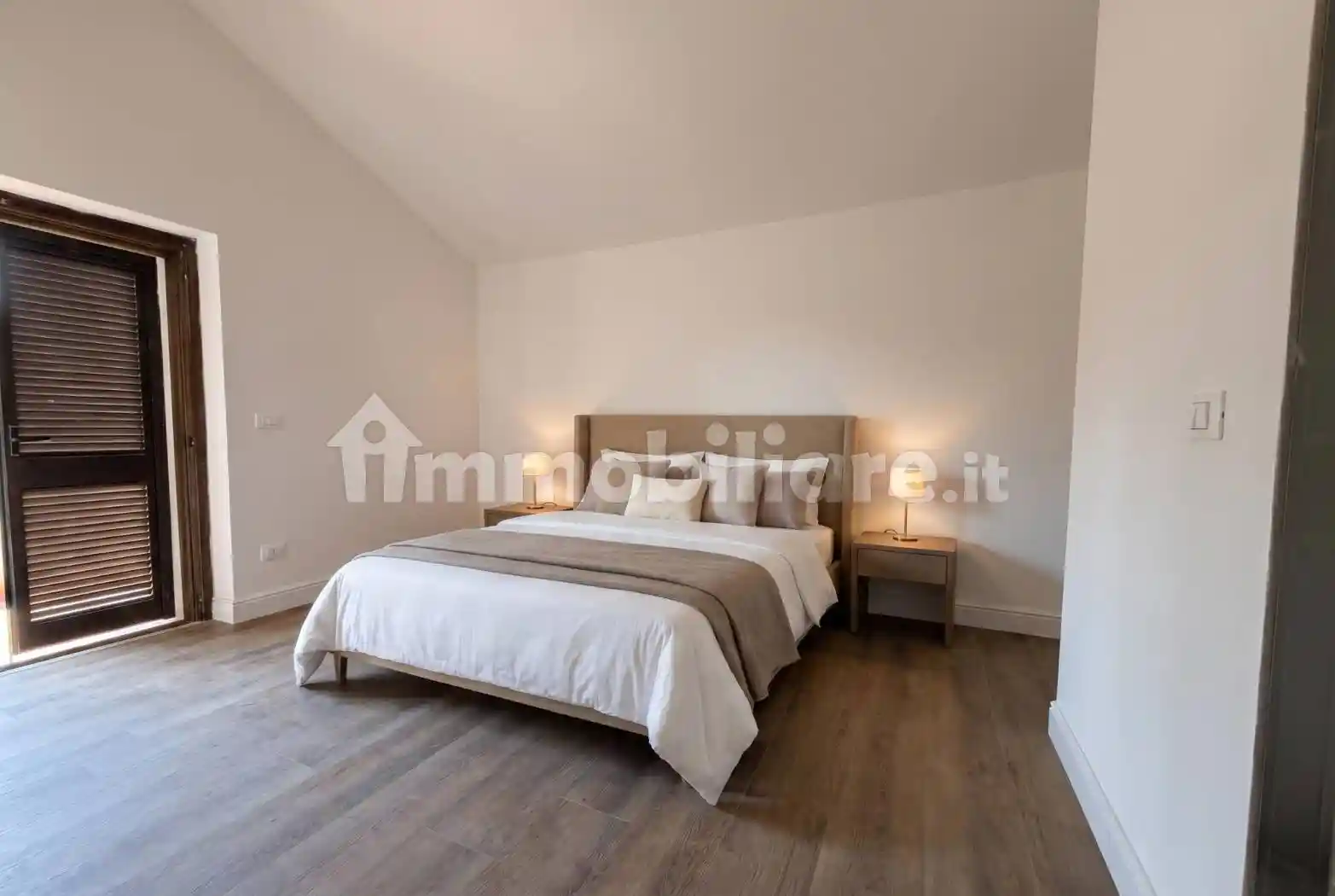 Villa in vendita a Latina