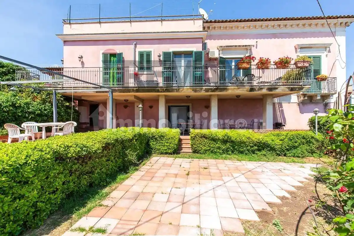 Villa in vendita a San Gregorio di Catania