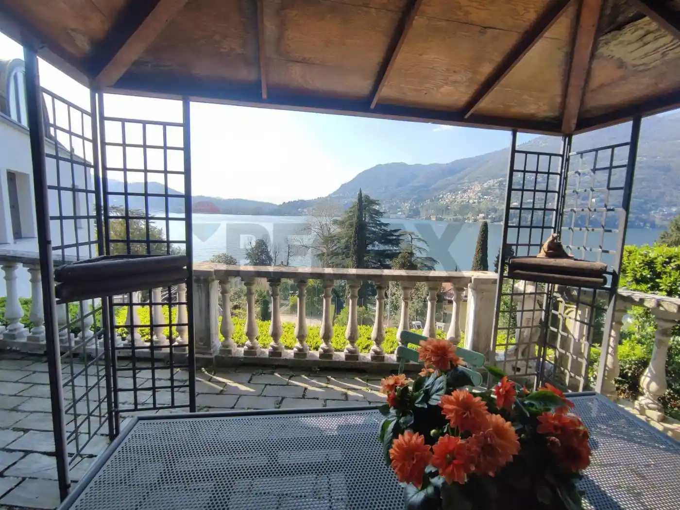 Appartamento in vendita a Blevio