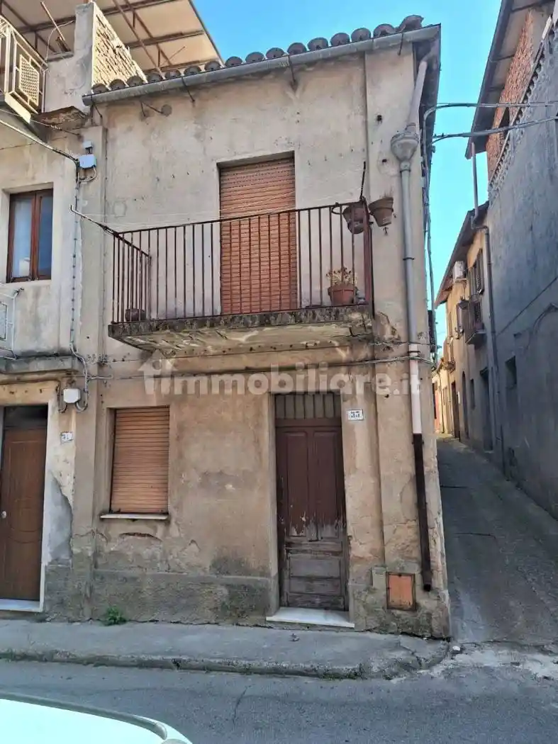 Appartamento in vendita a Anoia