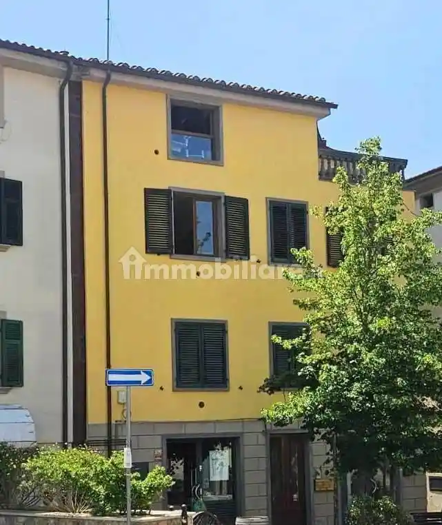 Appartamento in vendita a Castellina Marittima