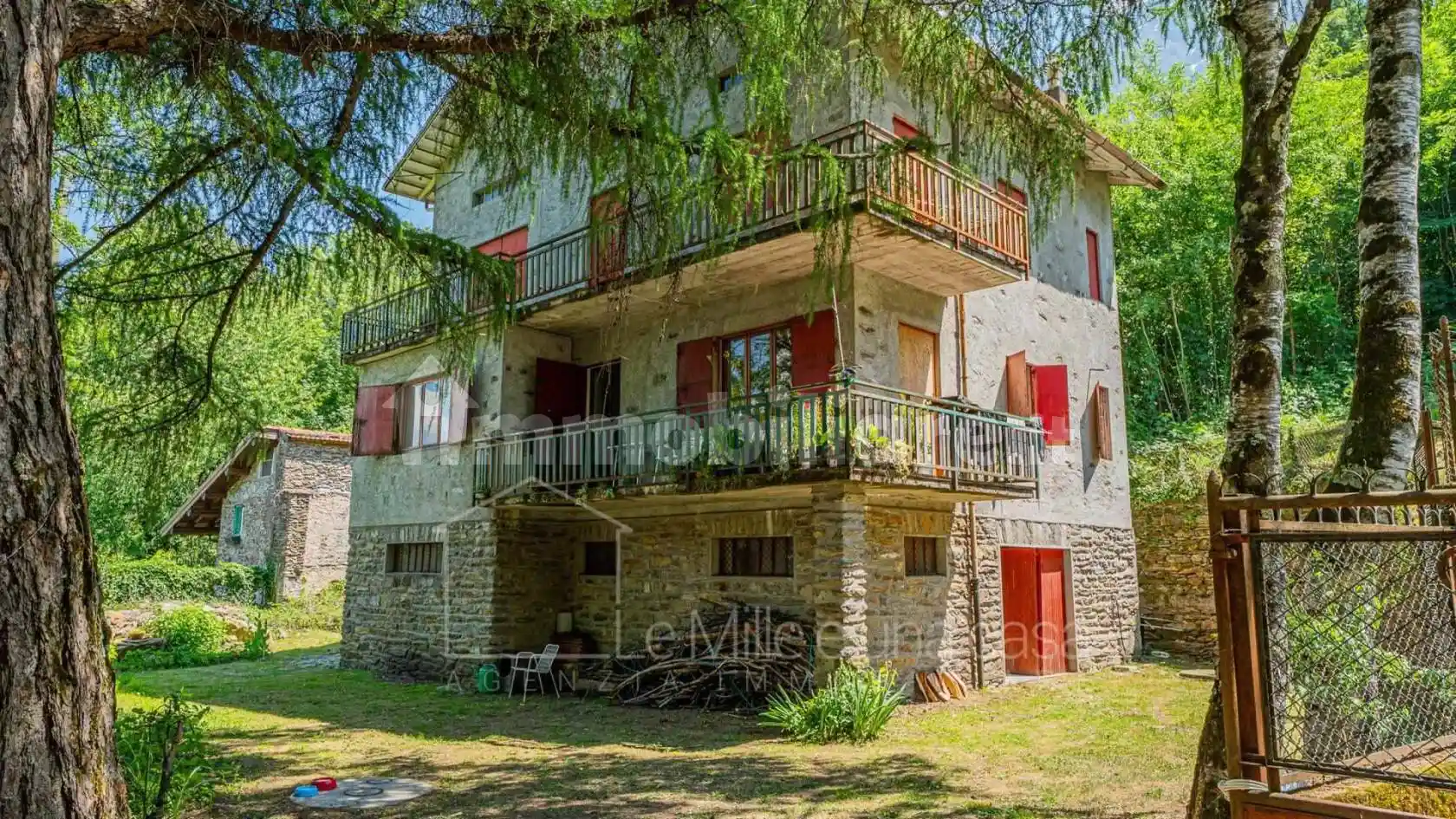Casa indipendente in vendita a Colico