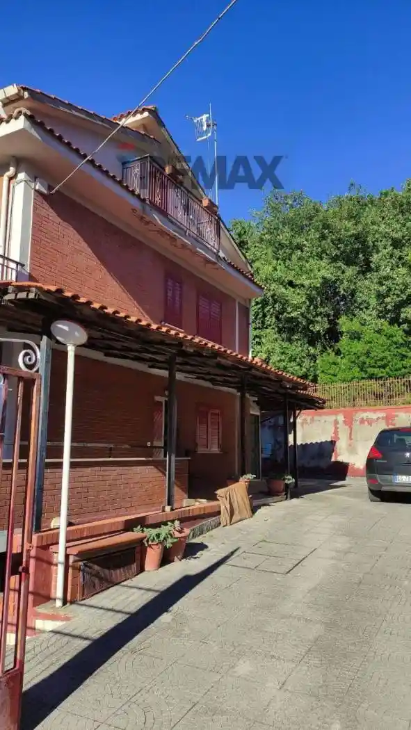 Casa indipendente in vendita a Minturno