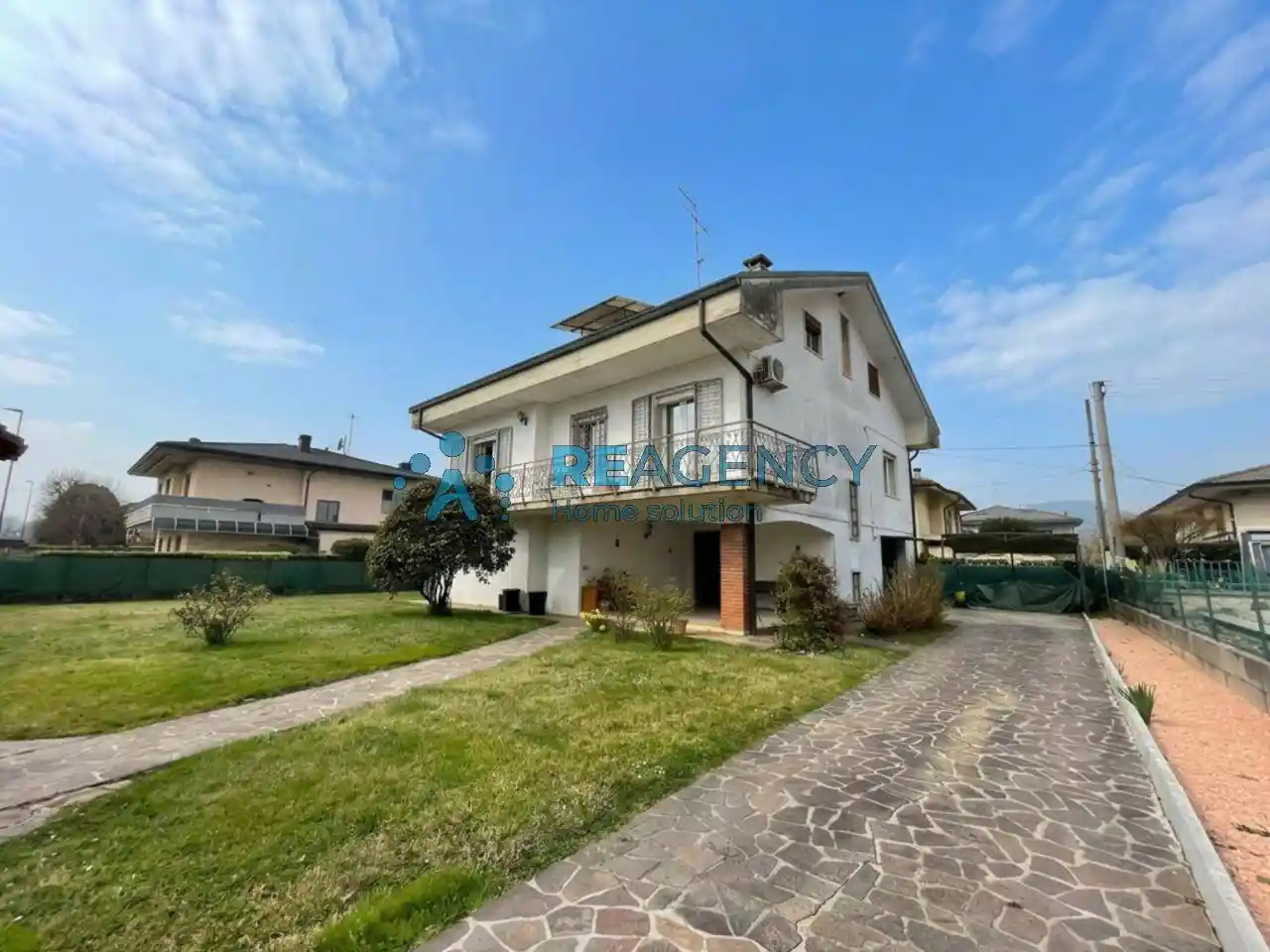 Casa indipendente in vendita a Creazzo