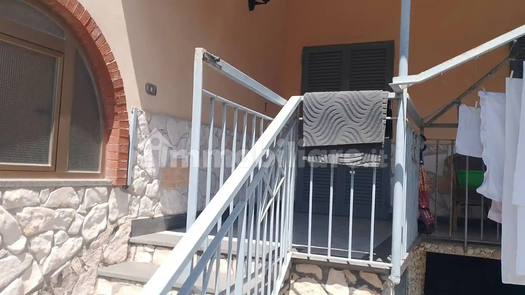 Appartamento in affitto a Quarto