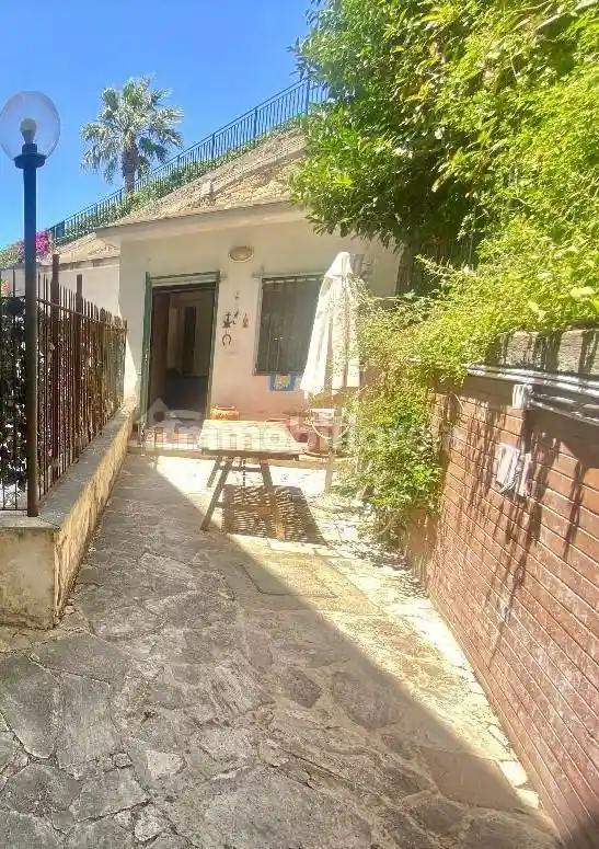 Appartamento in affitto a Napoli