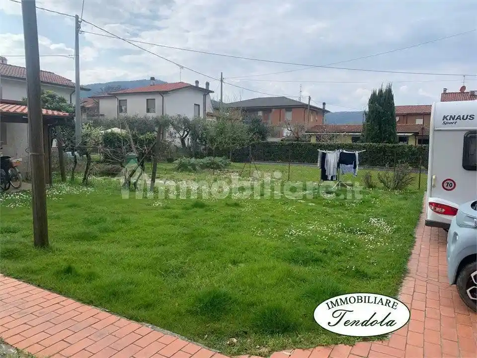 Casa indipendente in vendita a Ameglia
