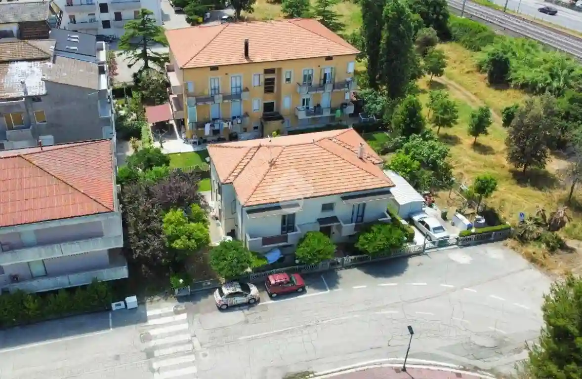 Palazzo - Edificio - foto 3