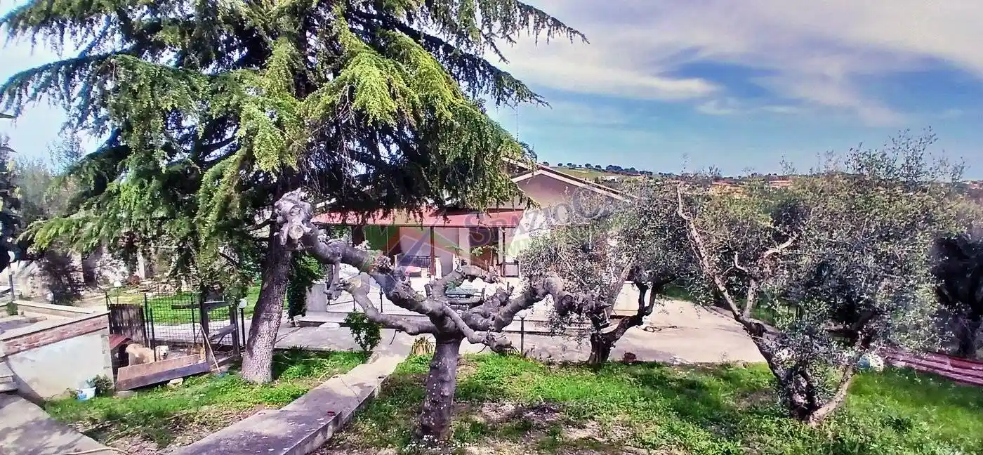 Villa in vendita a Mosciano Sant'Angelo