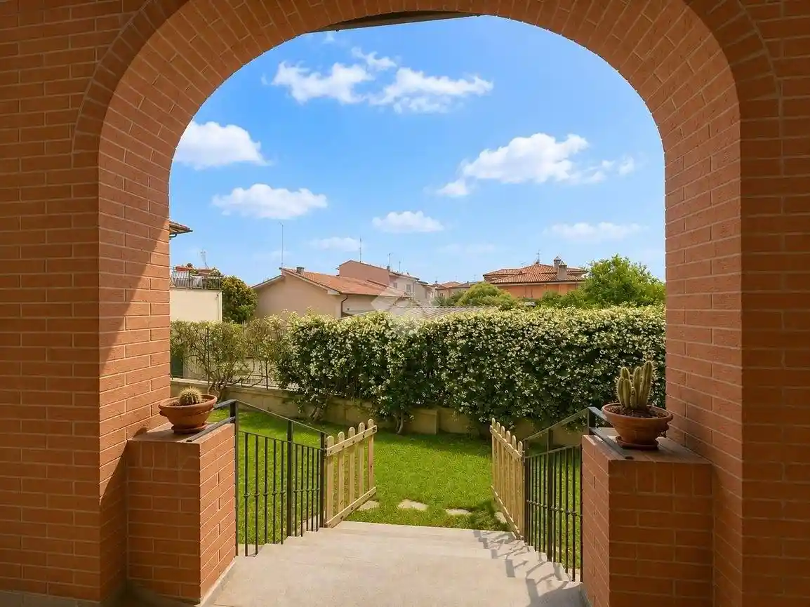 Villa in vendita a Livorno