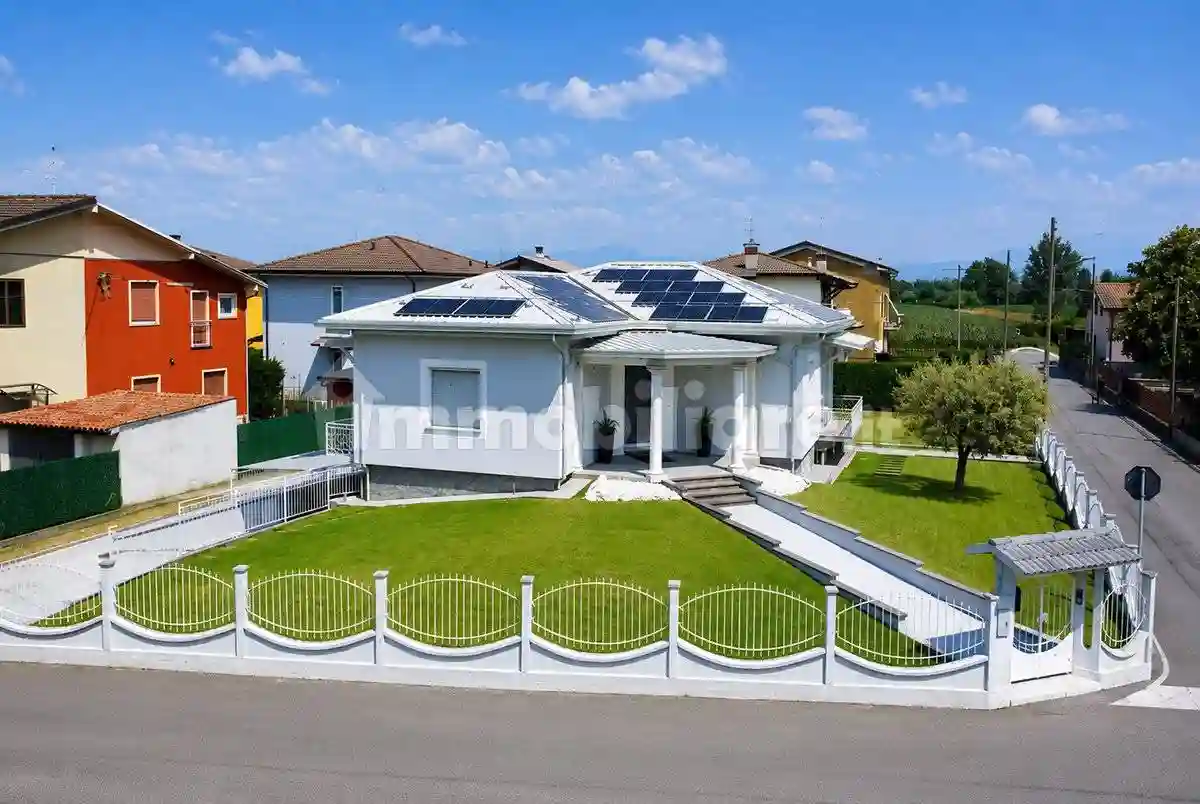 Villa - foto 2