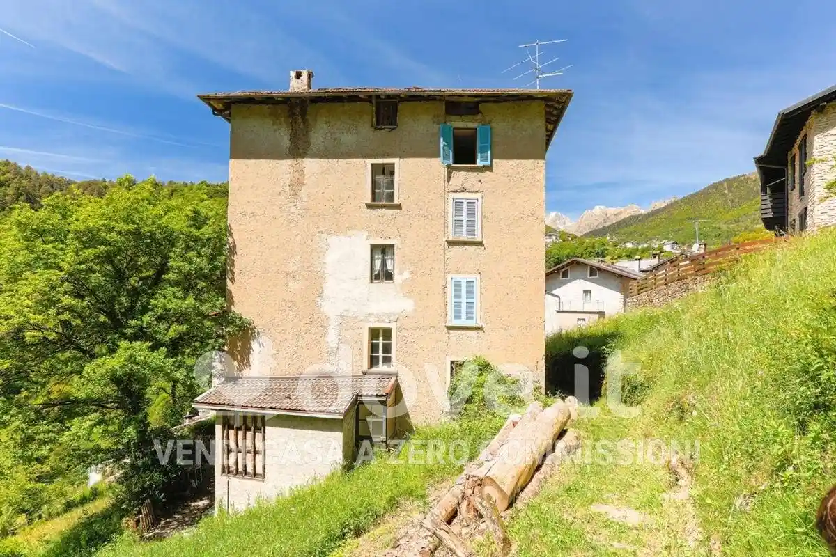 Appartamento in vendita a Santa Brigida