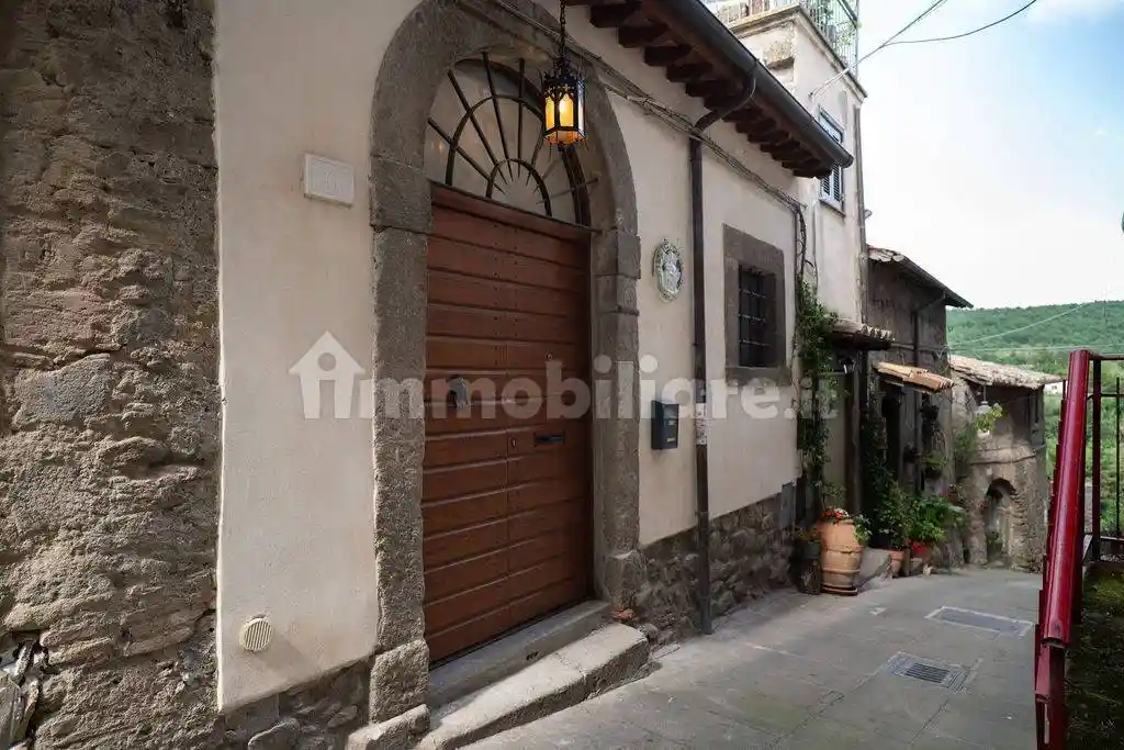 Appartamento in vendita a Viterbo