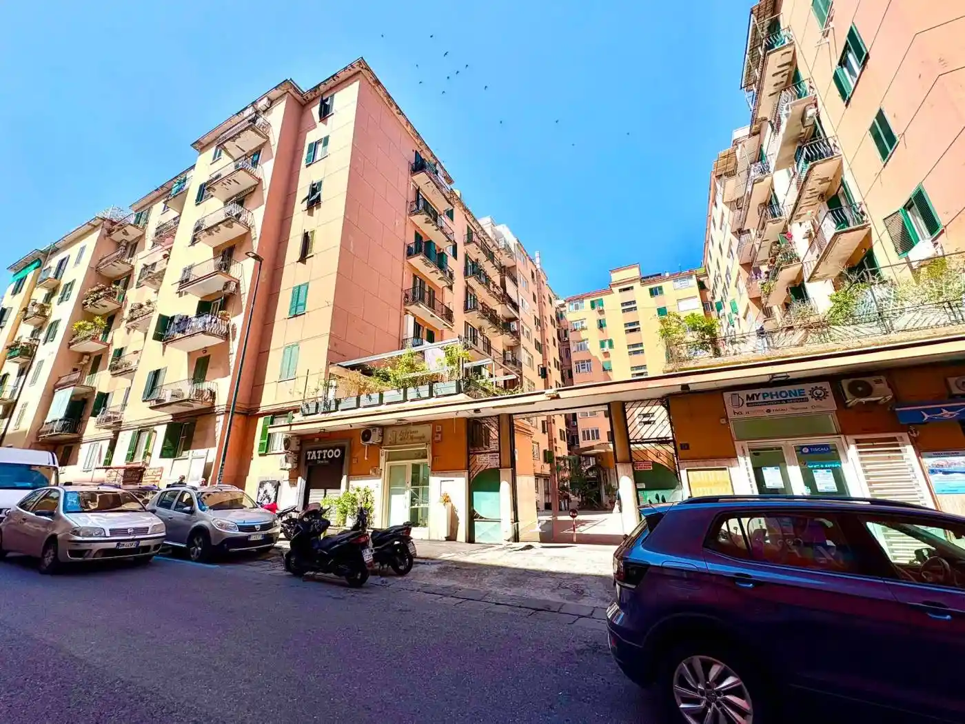 Appartamento in vendita a Napoli
