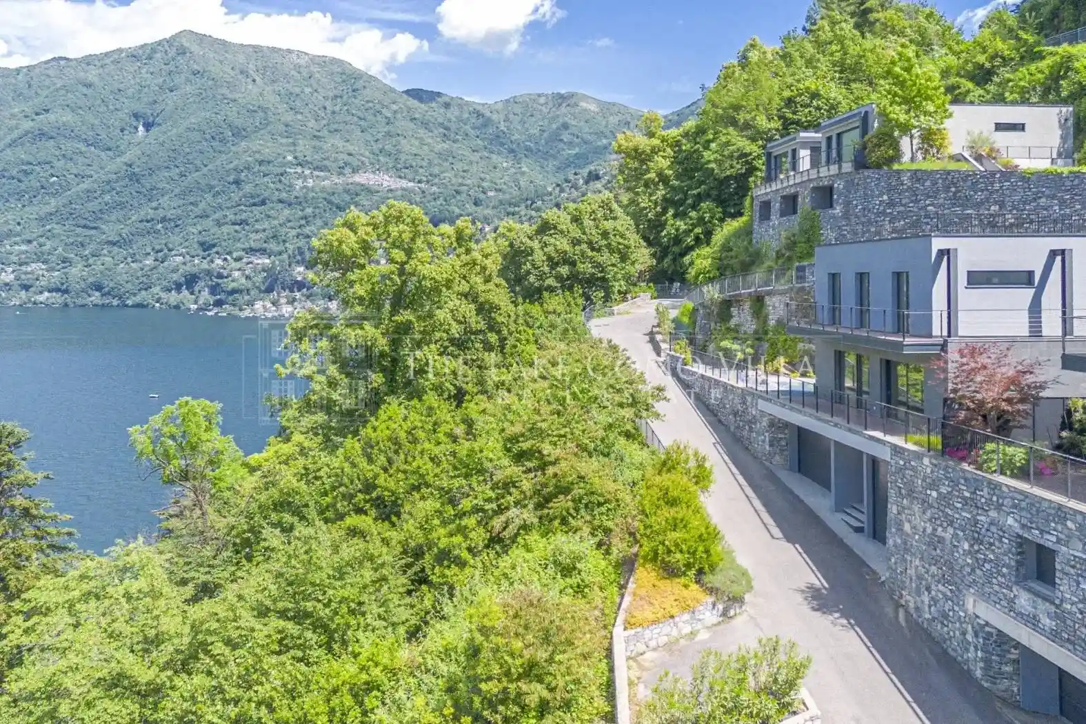 Villa in vendita a Torno