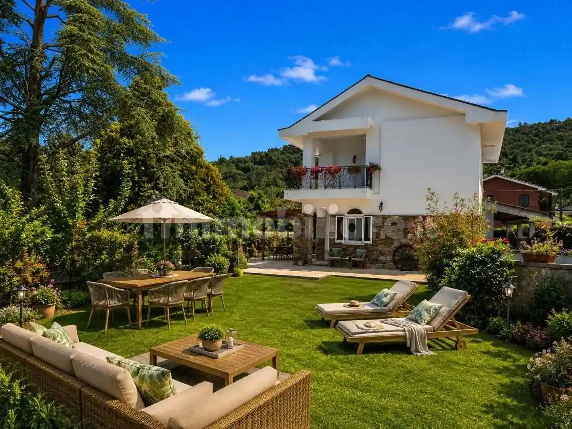 Villa in vendita a Ameglia