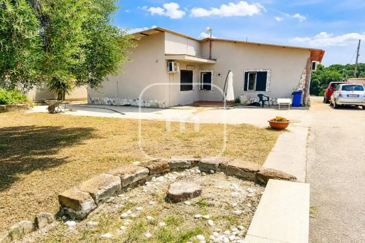 Villa in vendita a Zagarolo