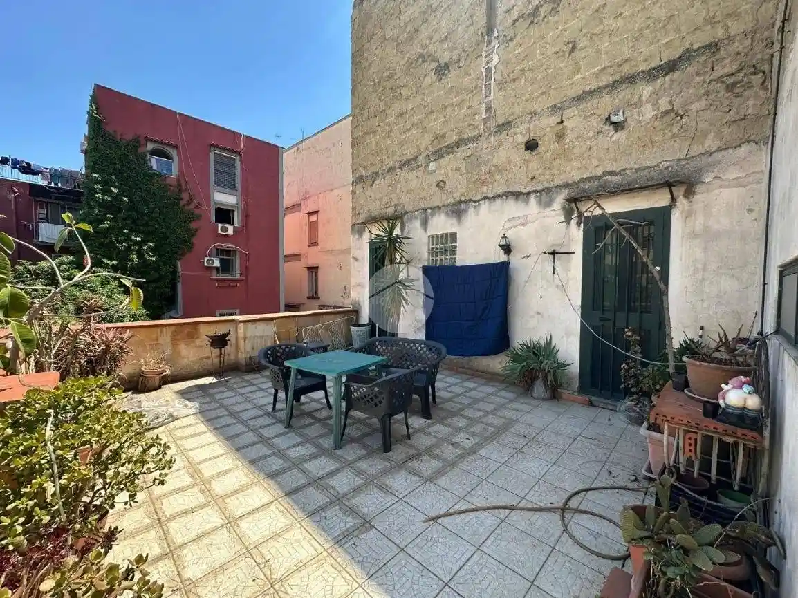 Appartamento in vendita a Napoli
