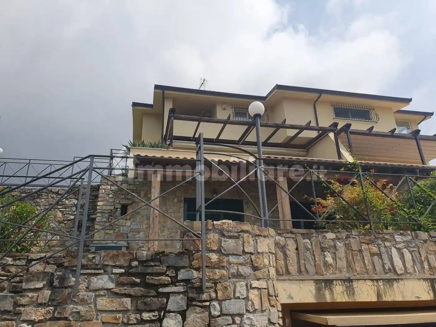 Villa in vendita a Sanremo
