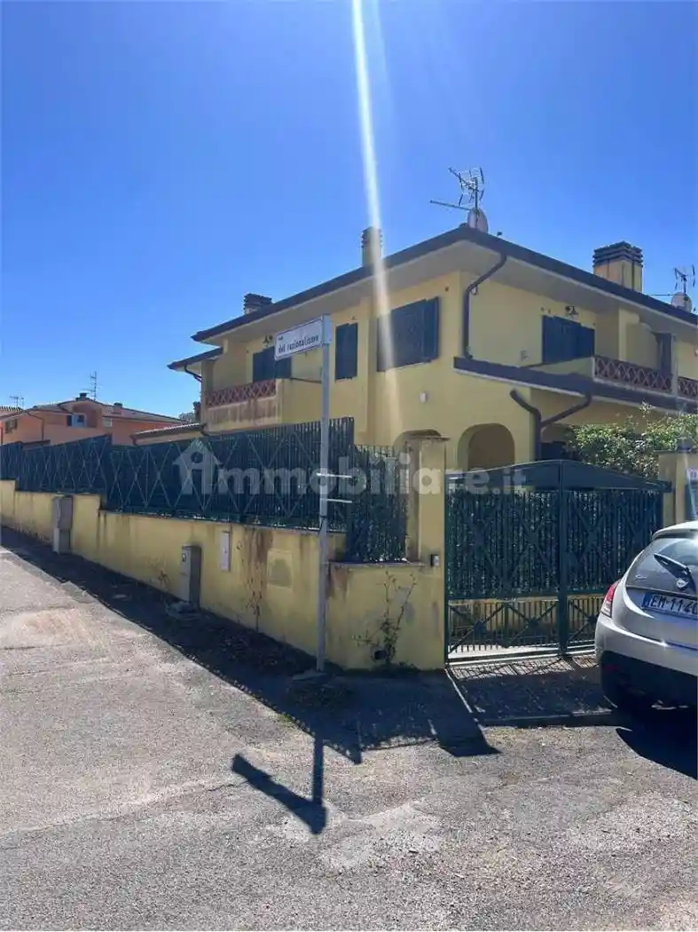 Villa in vendita a Sabaudia
