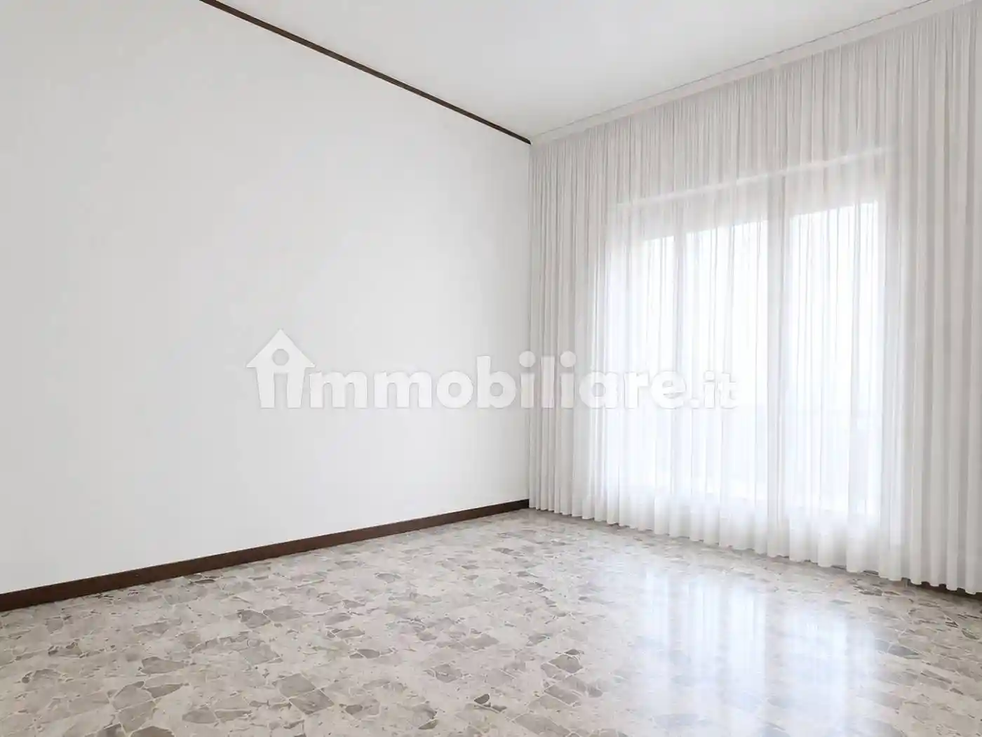 Appartamento in vendita a Jesi