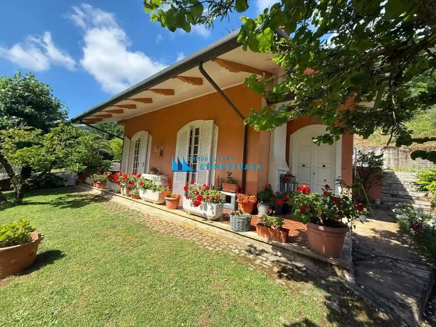Villa - foto 2