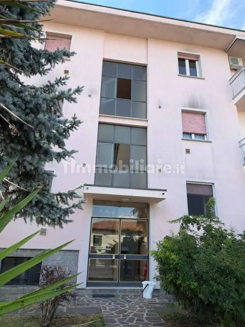 Appartamento in affitto a Marcallo con Casone