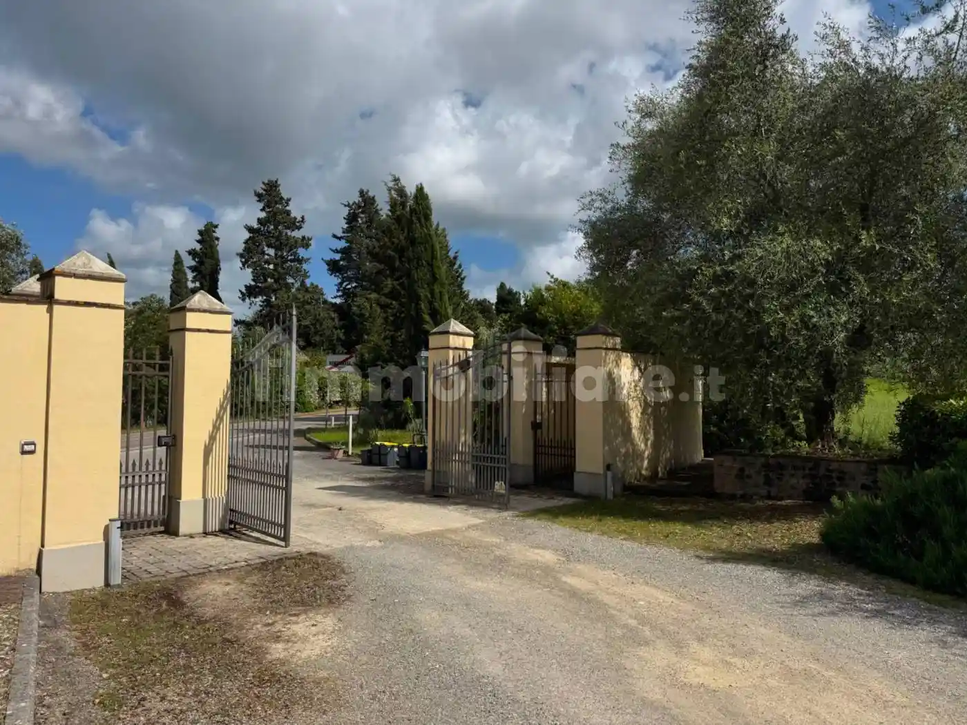 Appartamento in vendita a Montespertoli