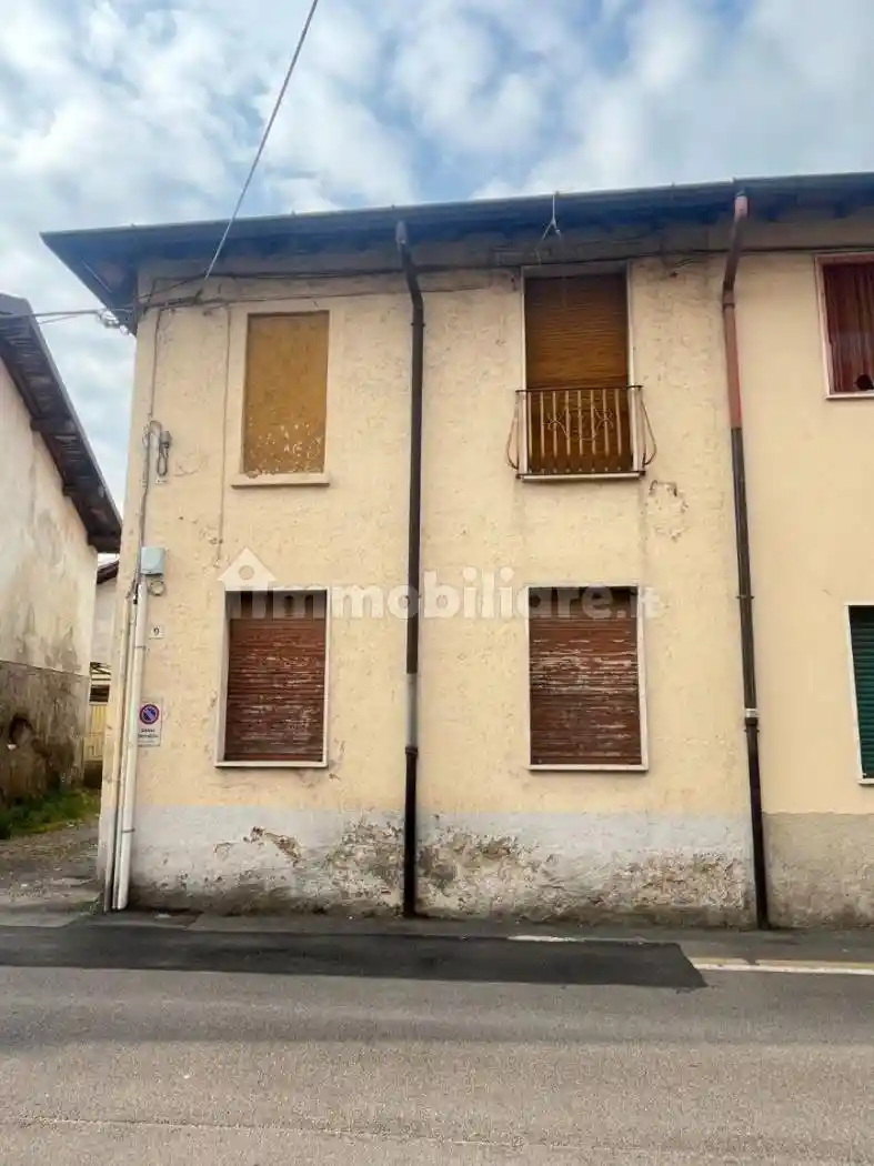 Rustico - Casale in vendita a Rovello Porro