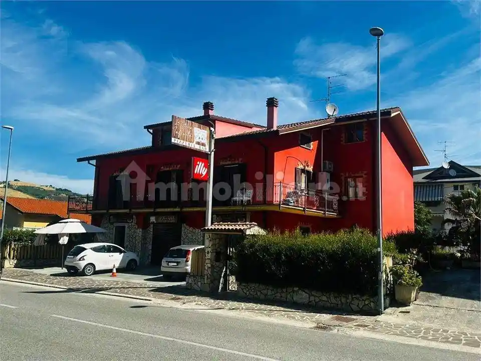 Casa indipendente in vendita a Casoli