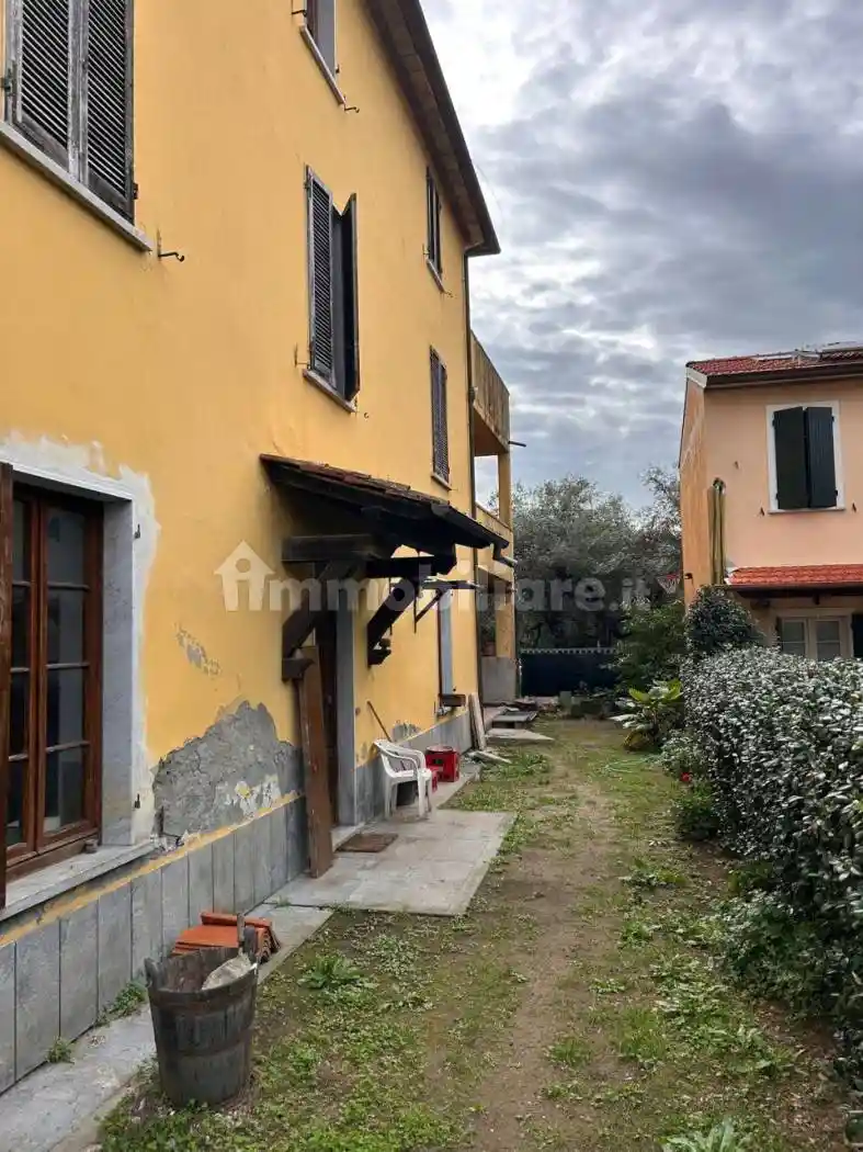 Villa in vendita a Seravezza