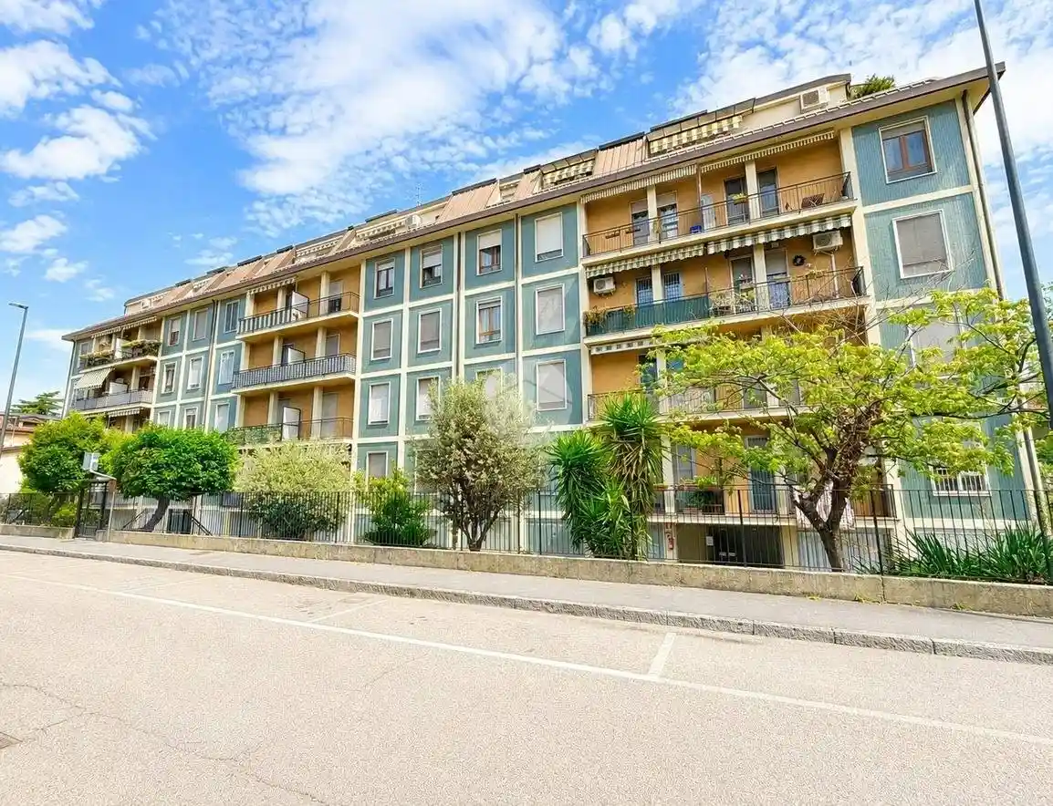 Appartamento in vendita a Cologno Monzese