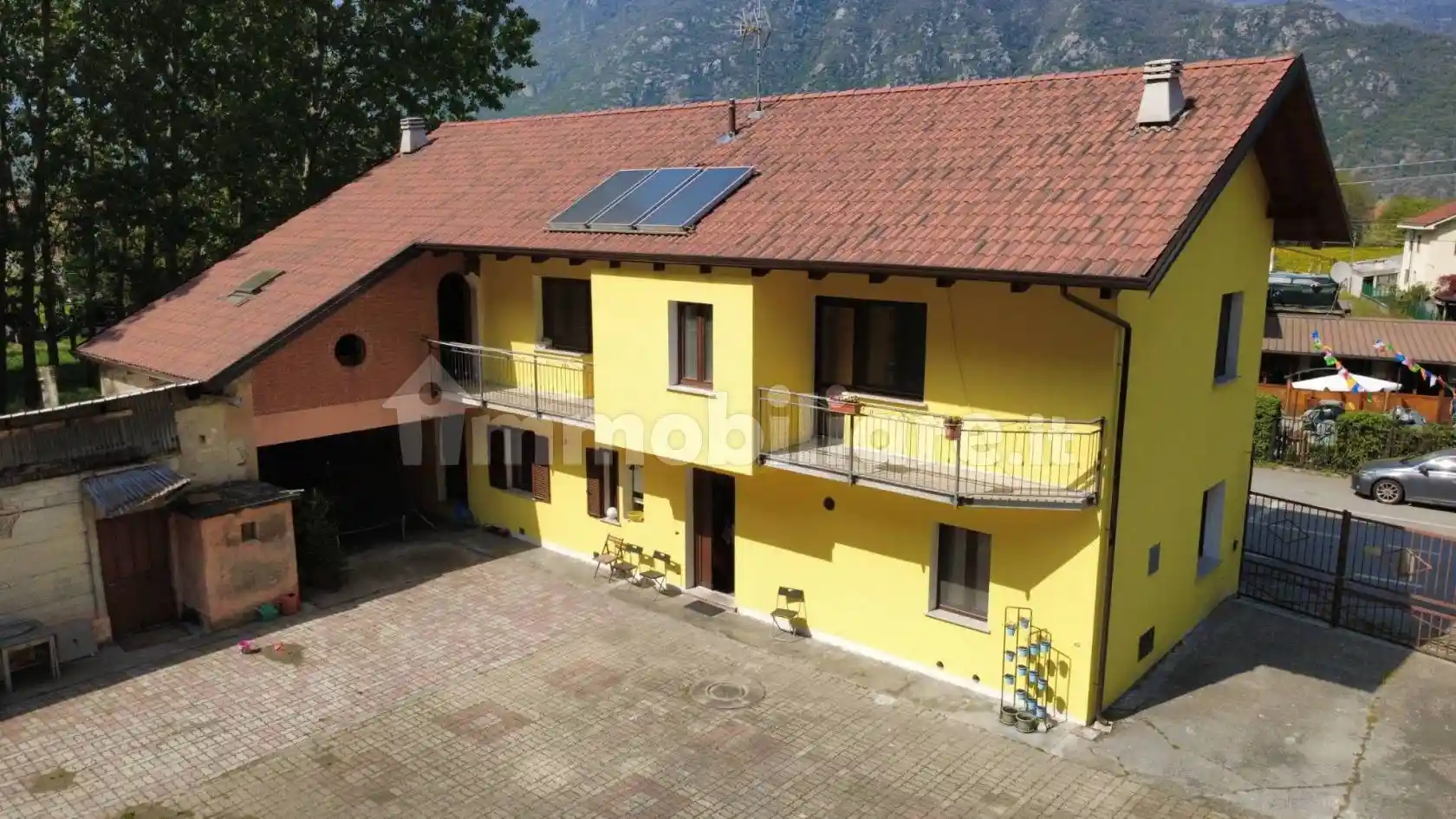 Casa indipendente in vendita a Vaie