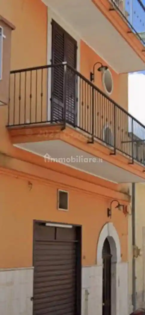 Palazzo - Edificio in vendita a Andria
