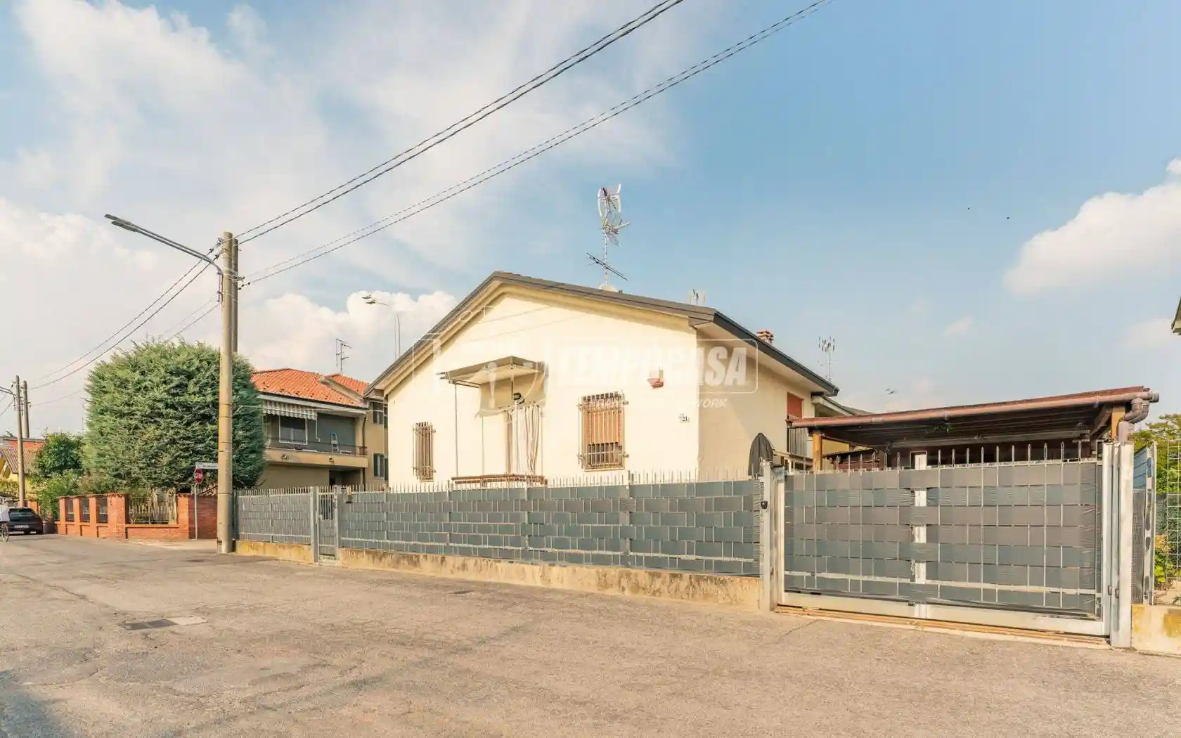 Villa in vendita a Abbiategrasso