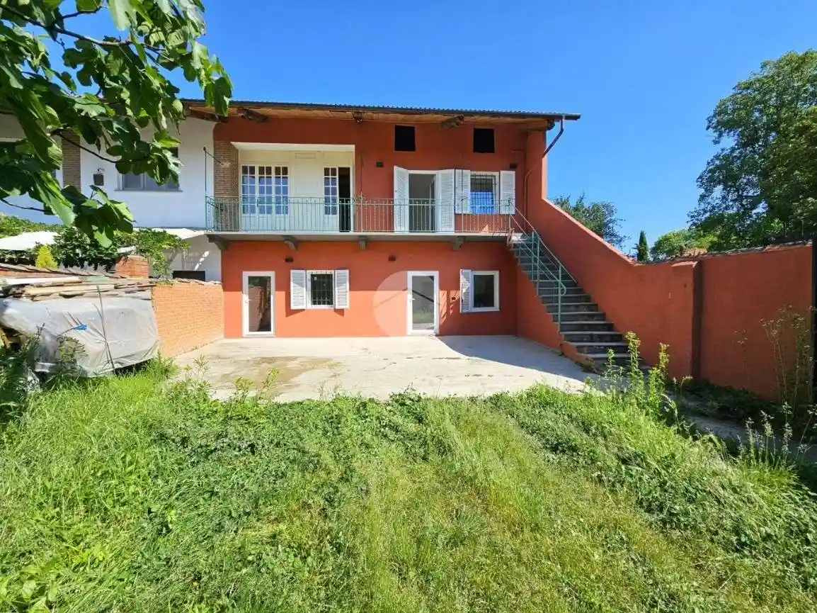 Casa indipendente in vendita a Rondissone