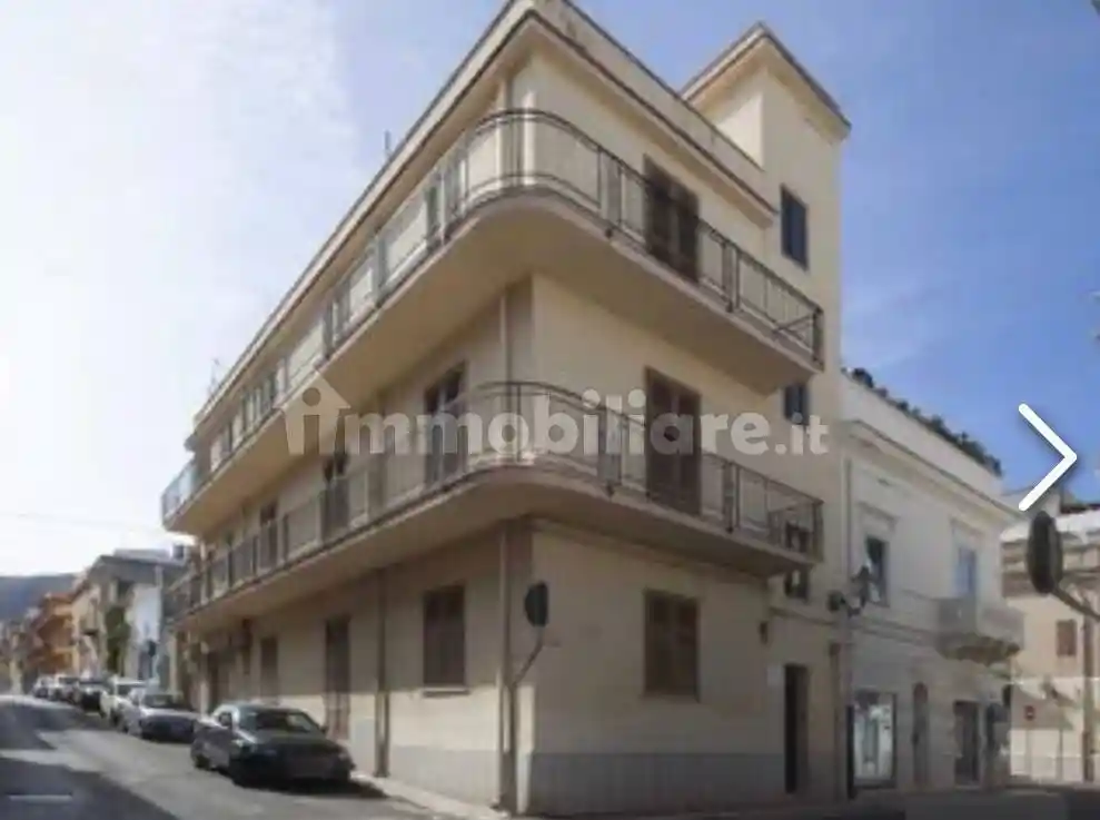 Appartamento in vendita a Terrasini