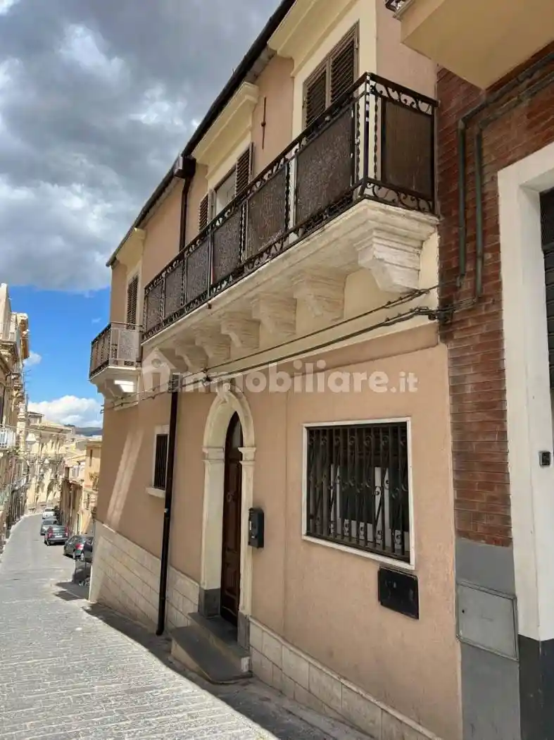 Appartamento in vendita a Vizzini