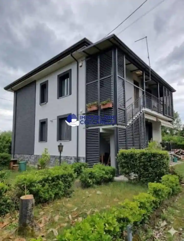 Appartamento in vendita a Massa