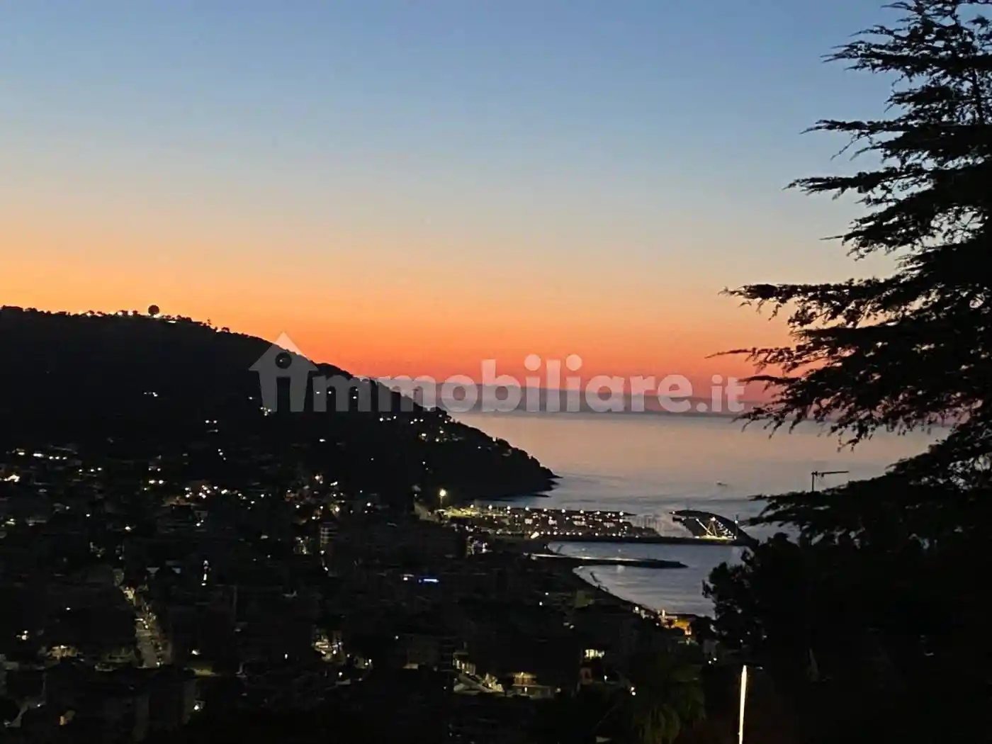 Villa in vendita a Andora