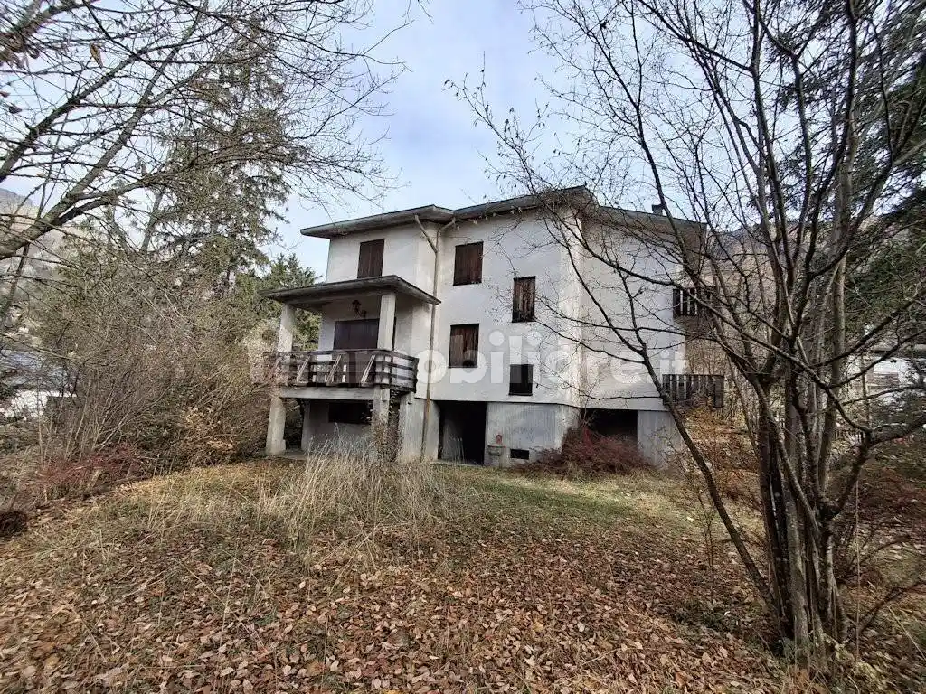 Villa in affitto a Castione della Presolana