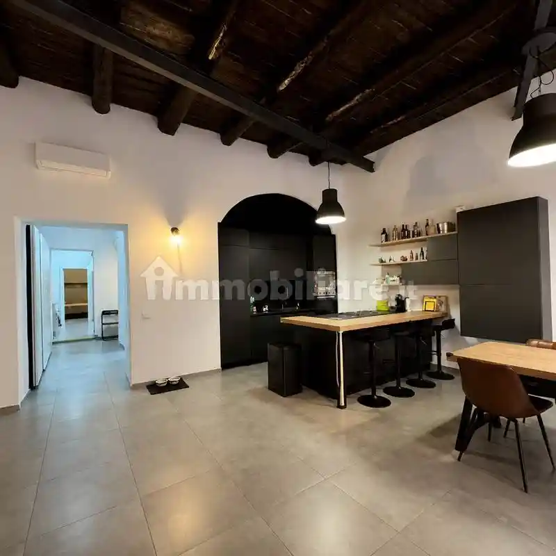 Appartamento in affitto a Napoli