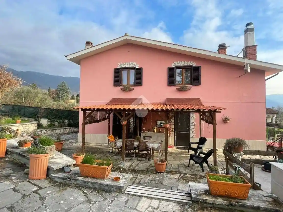 Villa in vendita a Subiaco