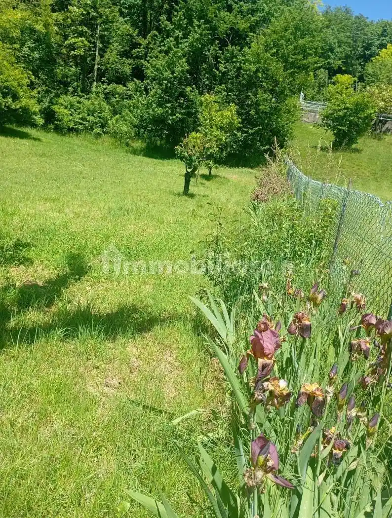 Casa indipendente in vendita a Solto Collina