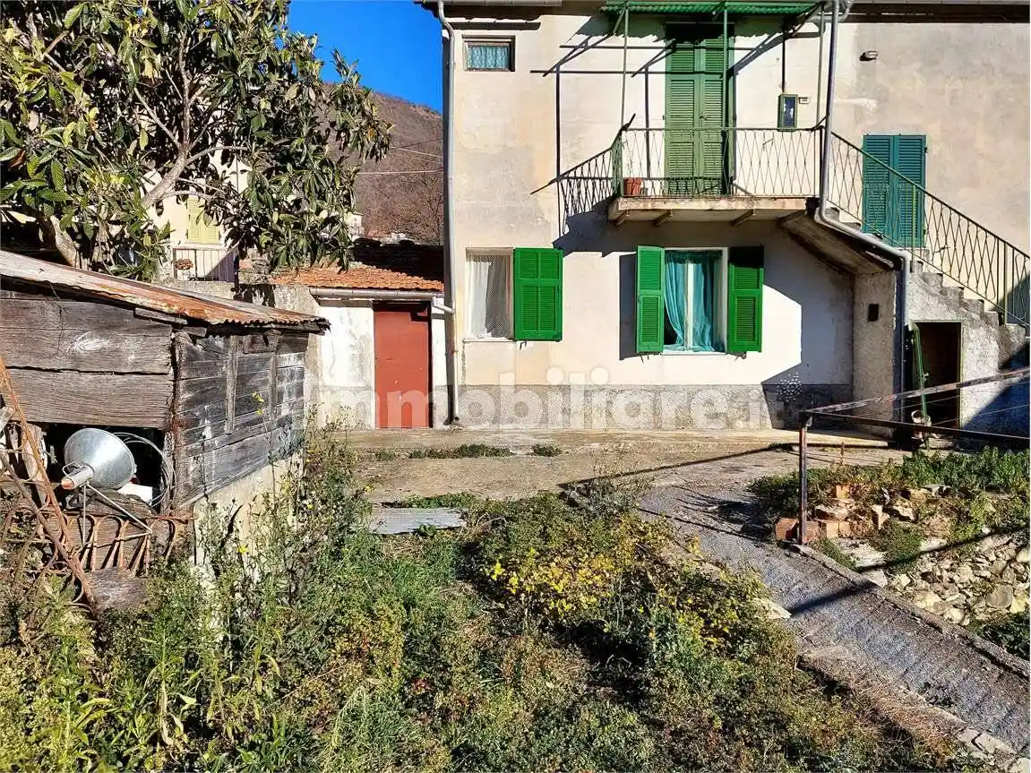Appartamento in vendita a Rezzo
