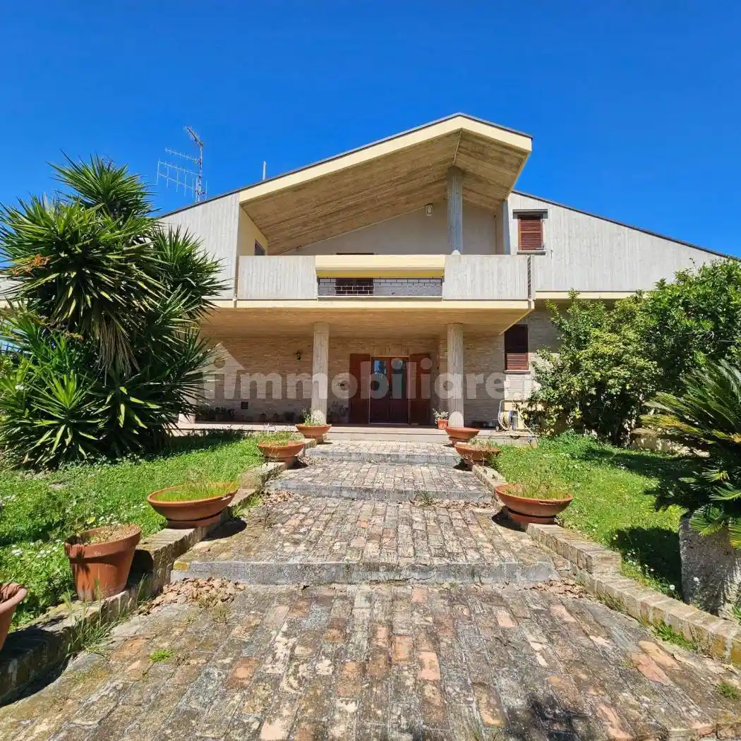 Villa in vendita a Giulianova